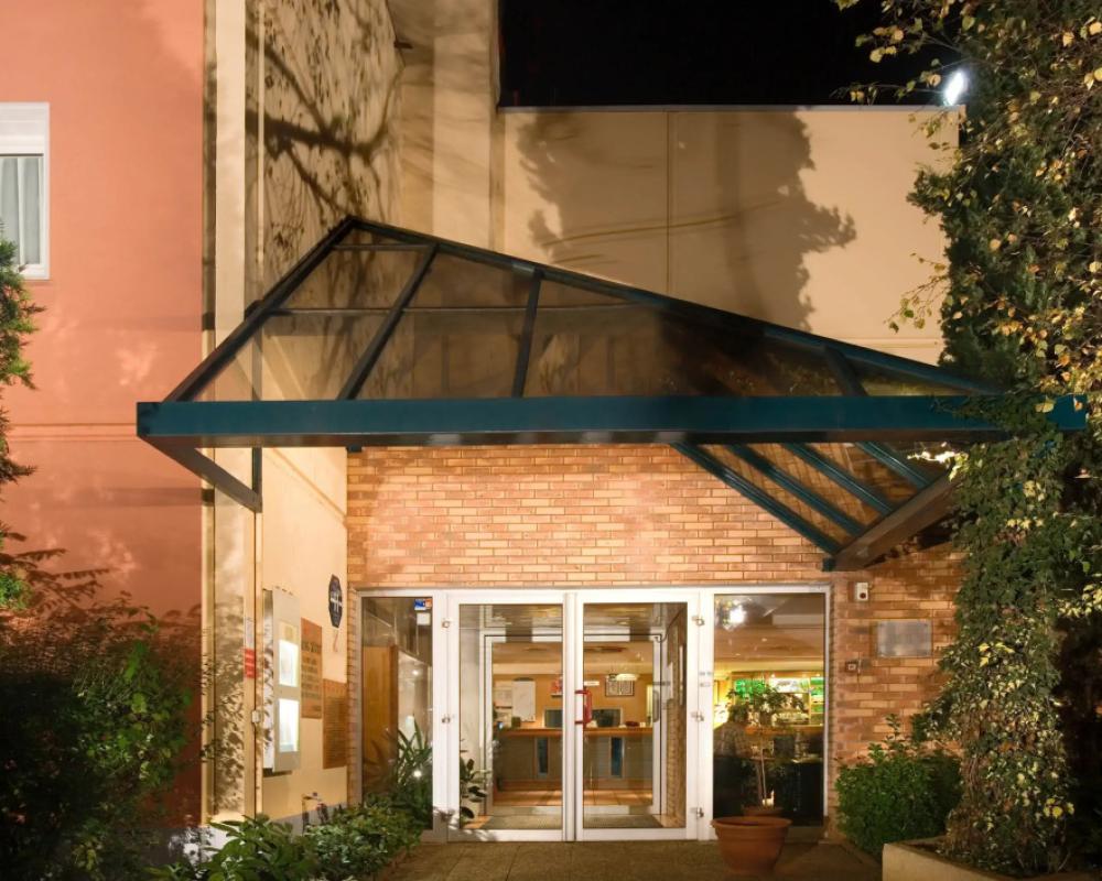 B&B Hotel Grenoble Université 2