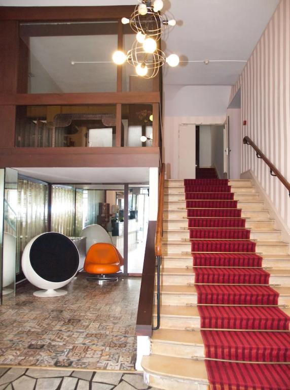 фото Hotel de Paris