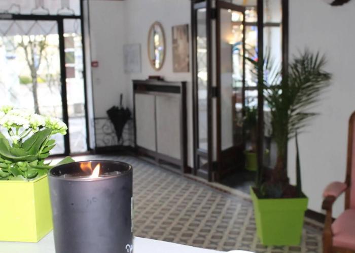 Enzo Hotels Contrexéville