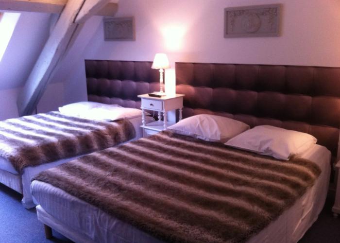 Au Cheval Blanc Hôtel et Restaurant