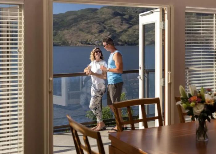The Cove Lakeside Resort