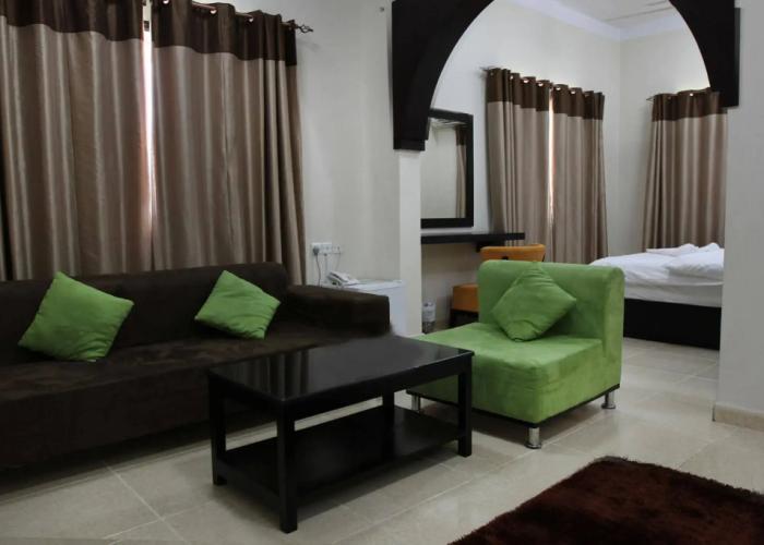 Al Multaqa Hotel