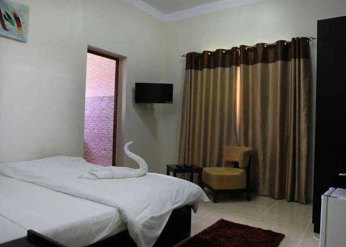 Al Multaqa Hotel