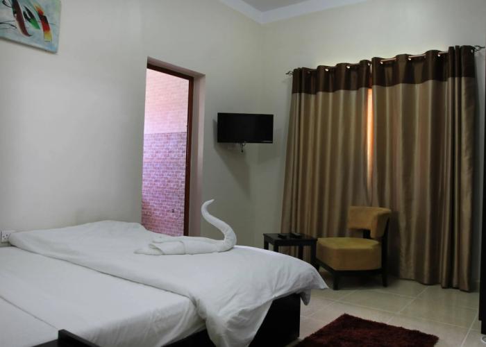 Al Multaqa Hotel