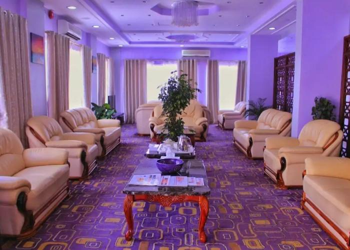 The Royal Garden Hotel