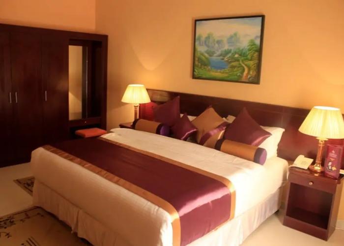 The Royal Garden Hotel
