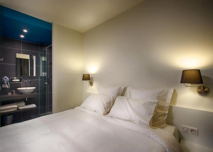 Le NexHotel