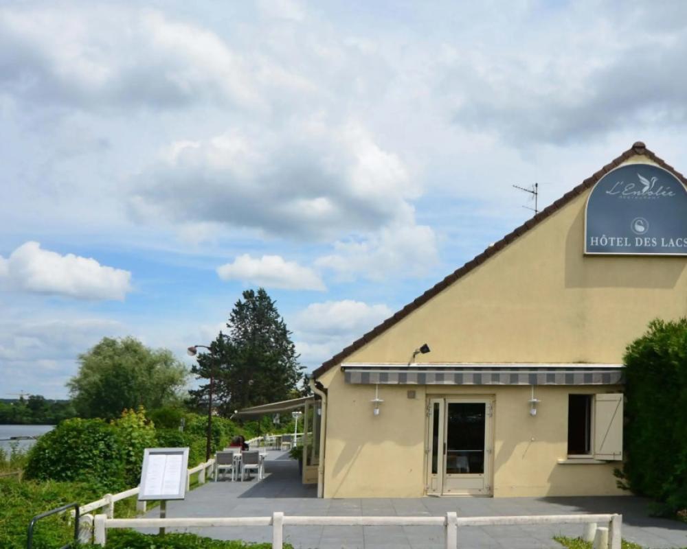 Hôtel des Lacs