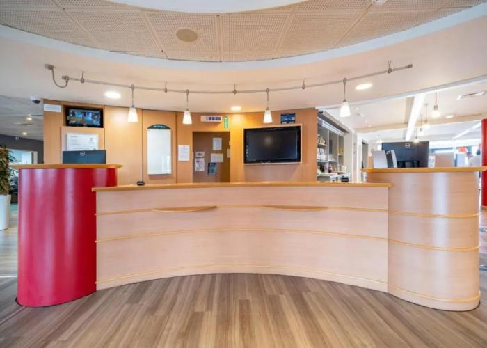B&B HOTEL Calais Terminal Cité de l'Europe 3 étoiles