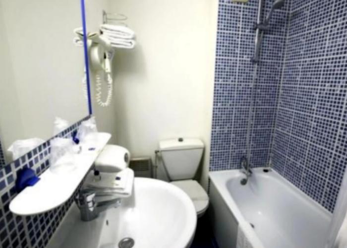 Sure Hotel by Best Western Calais Coquelles Tunnel s/ Manche