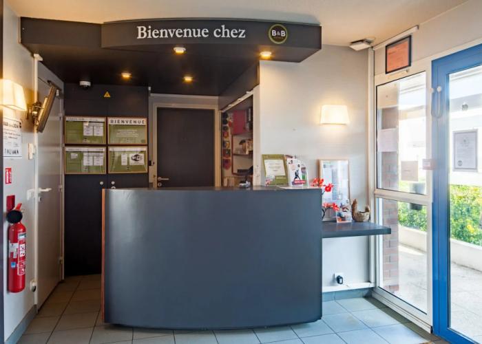 B&B HOTEL Calais Coquelles Tunnel sous la Manche