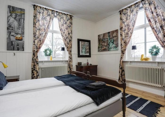 Hagbackens Gård Bed & Breakfast