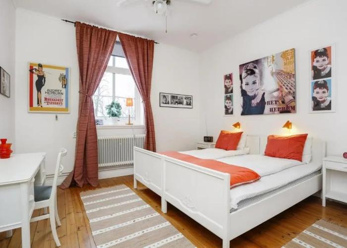 Hagbackens Gård Bed & Breakfast
