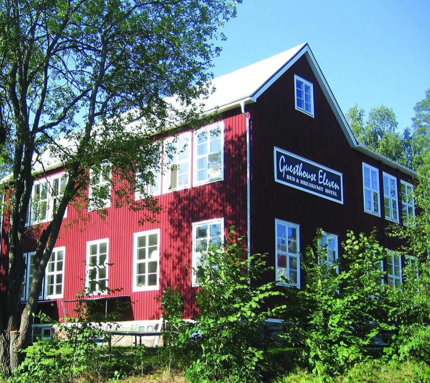 Guesthouse Eleven Hotel