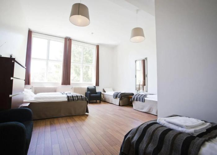 Guesthouse Eleven Hotel