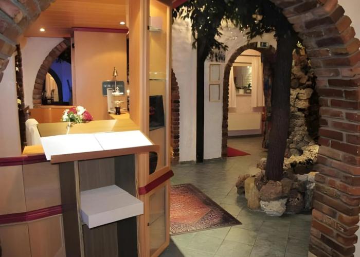Hotel & Restaurant Bei Baki
