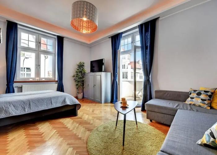 Grand Apartments - Brooklyn