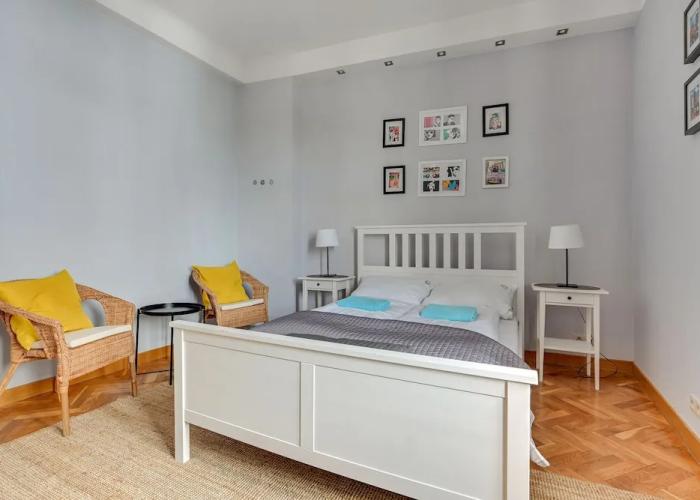 Grand Apartments - Brooklyn