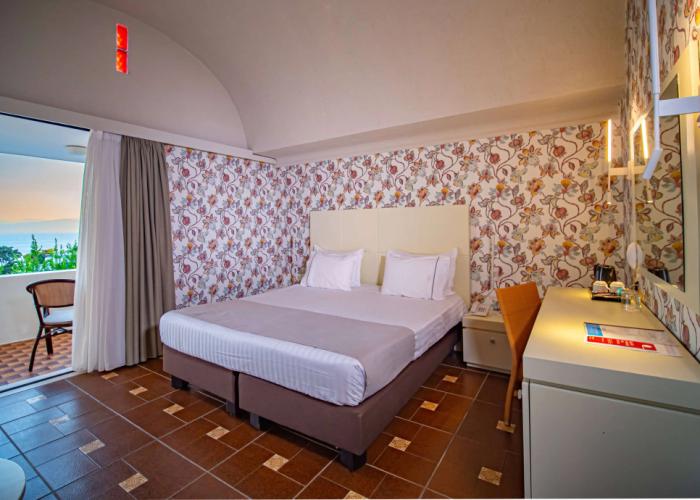 Ramada by Wyndham Loutraki Poseidon Resort