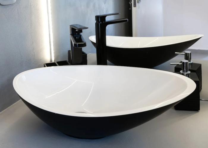 Elisa Seaside Luxury Suite Private hot Tub, Beach