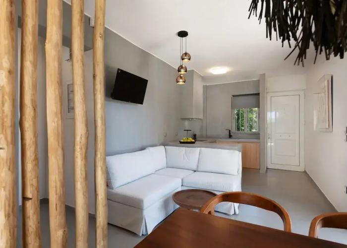 Elisa Seaside Luxury Suite Private hot Tub, Beach
