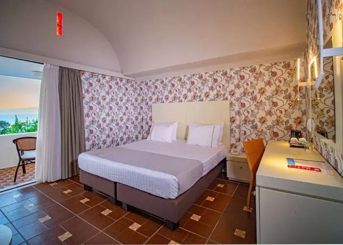 Ramada by Wyndham Loutraki Poseidon Resort