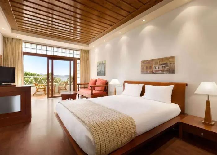 Ramada by Wyndham Loutraki Poseidon Resort