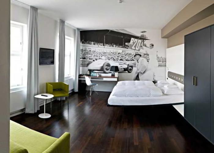 V8 Hotel Classic Motorworld Region Stuttgart