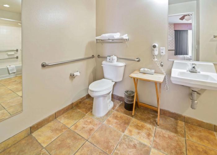 Days Inn by Wyndham Lebec