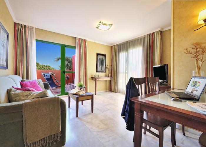 Holiday World RIWO - Teens Hotel