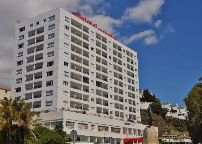 Aparthotel First Flatotel International