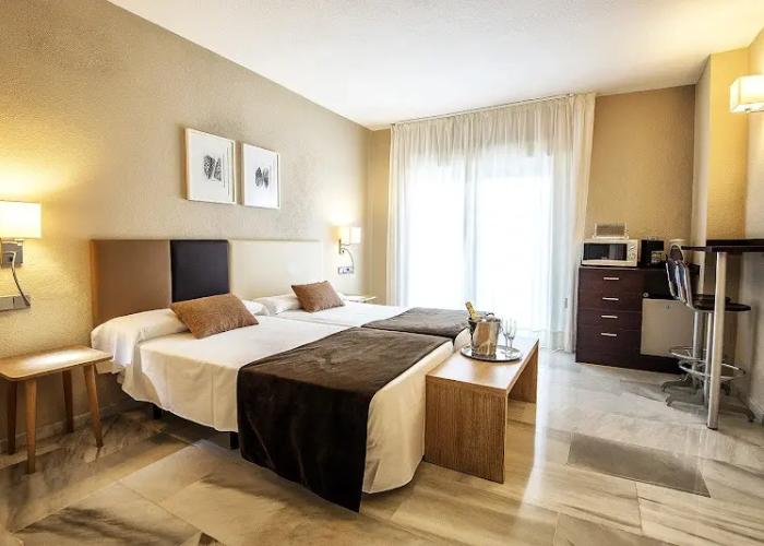 Aparthotel First Flatotel International