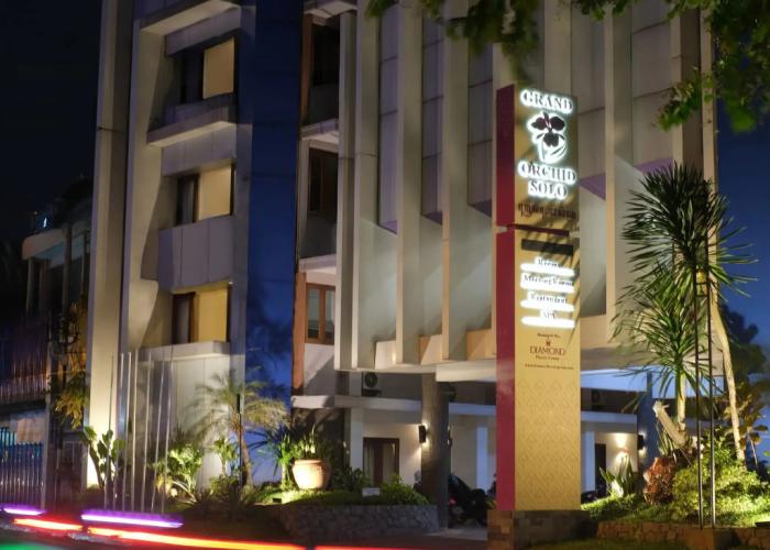 Grand Orchid Hotel