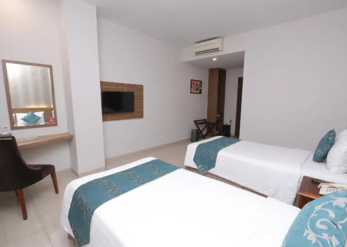 Grand Amira Hotel