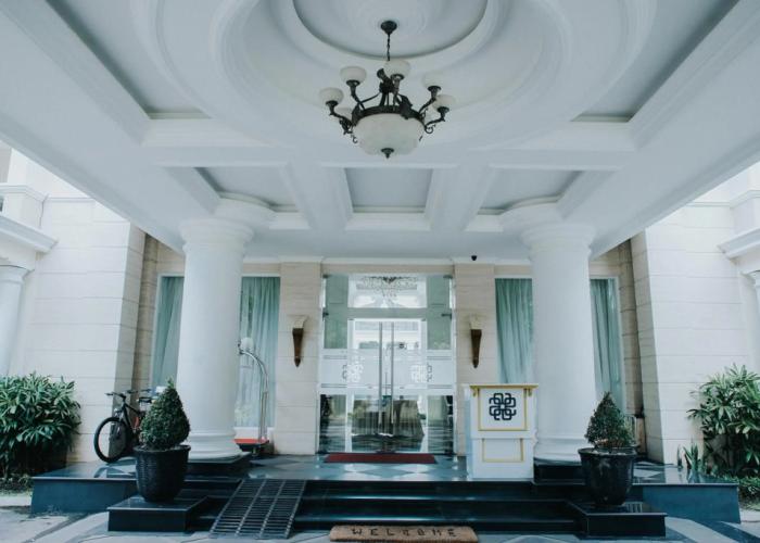 Adhiwangsa Hotel & Convention Hall