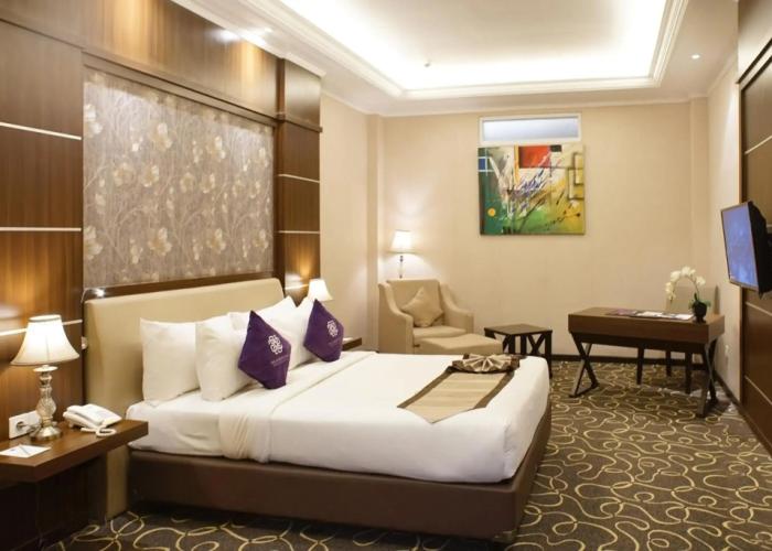 Adhiwangsa Hotel & Convention Hall
