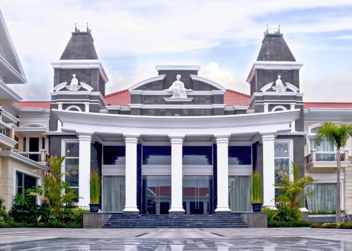 Adhiwangsa Hotel & Convention Hall