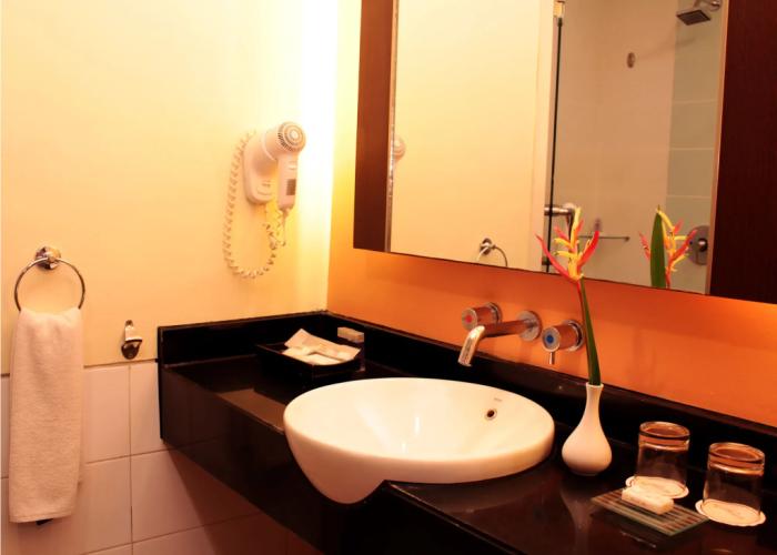 Solo Paragon Hotel & Residences