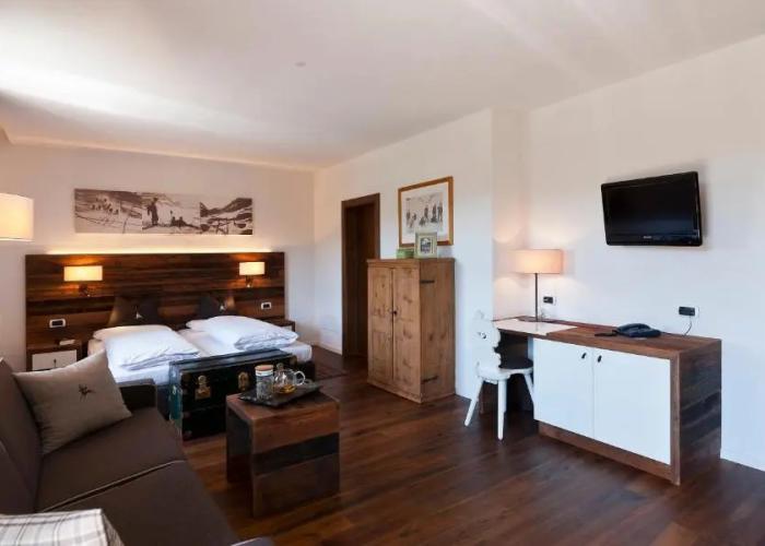 Ander Hotel