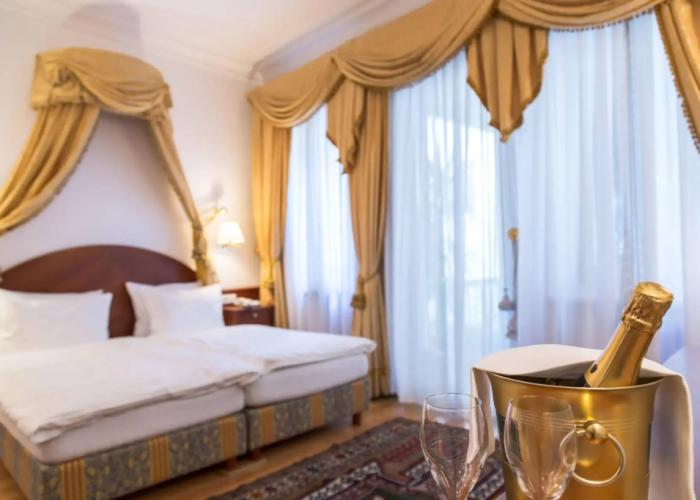 Hotel Corso Am Graben