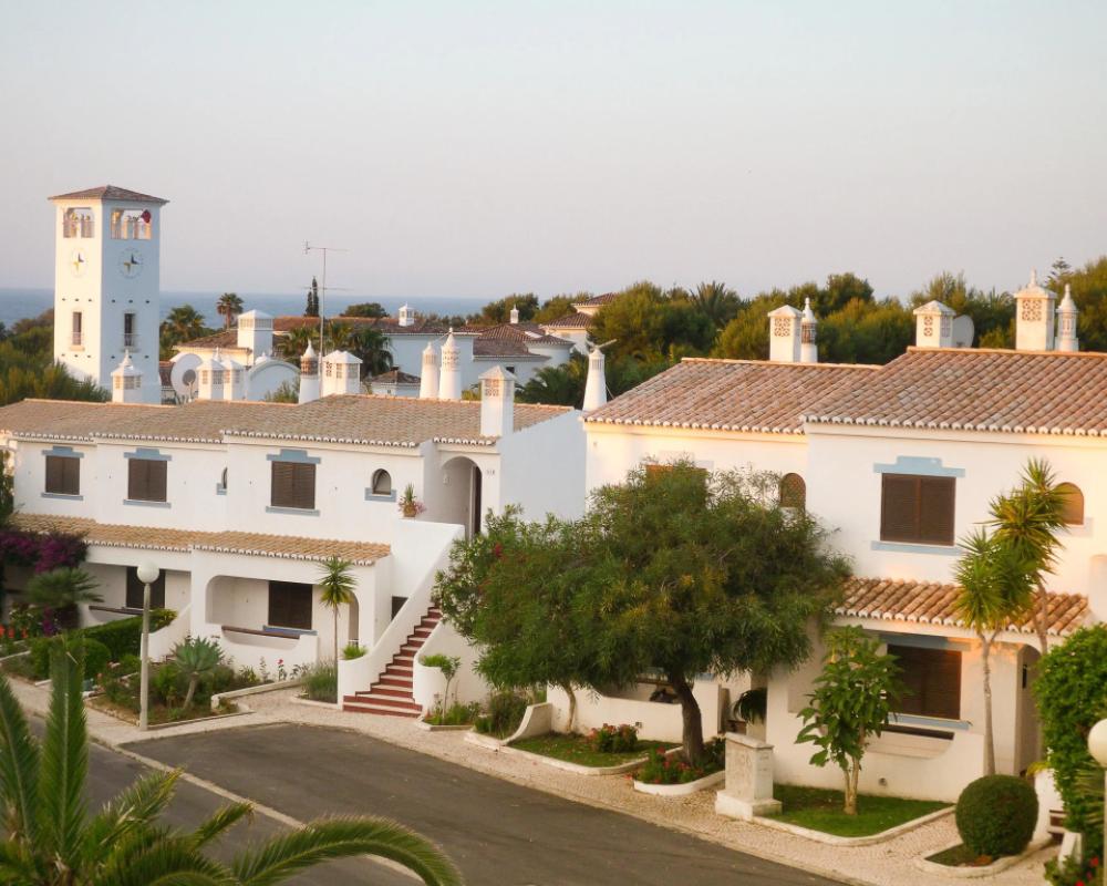 Turiquintas Apartments