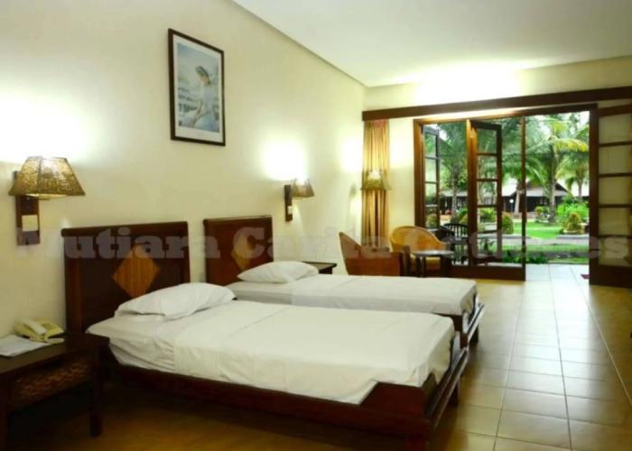 Mutiara Carita Cottages