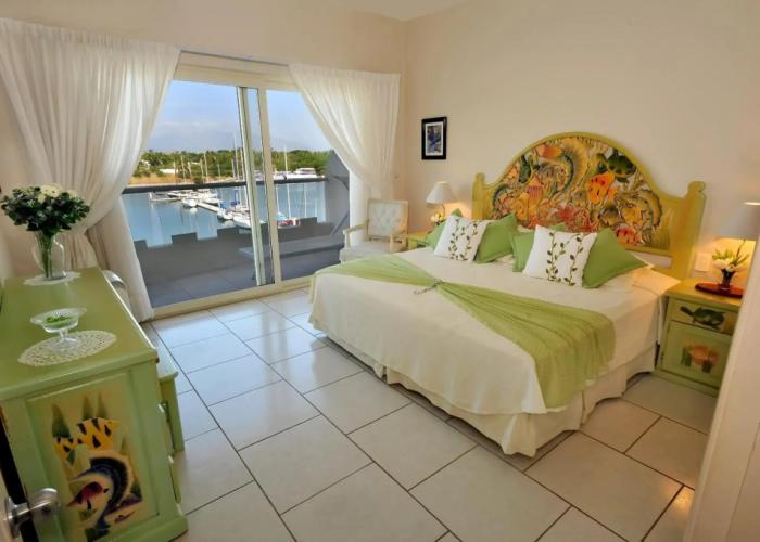 Marina Banderas Suites