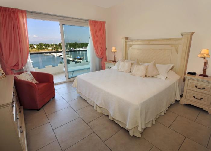 Marina Banderas Suites