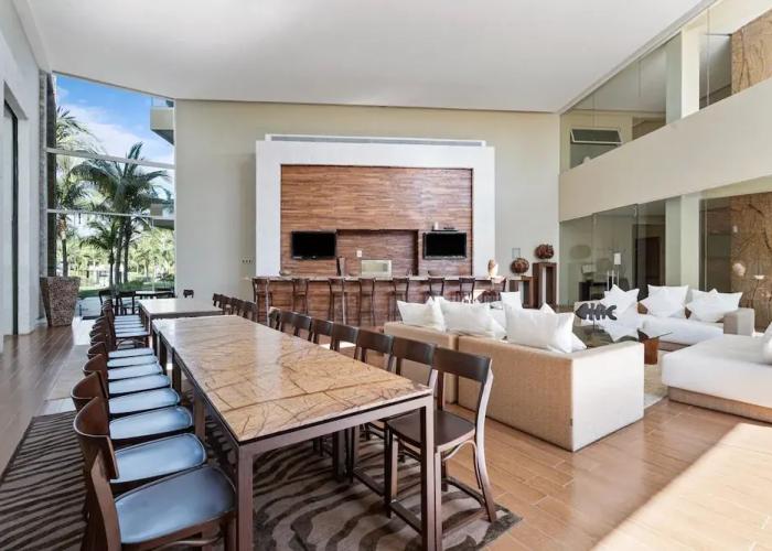 Tranquil Peninsula Golf 3BR Retreat