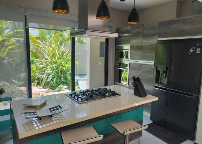 Elegant big House Nvo Vta