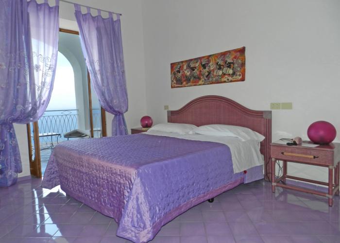 Hotel Holiday
