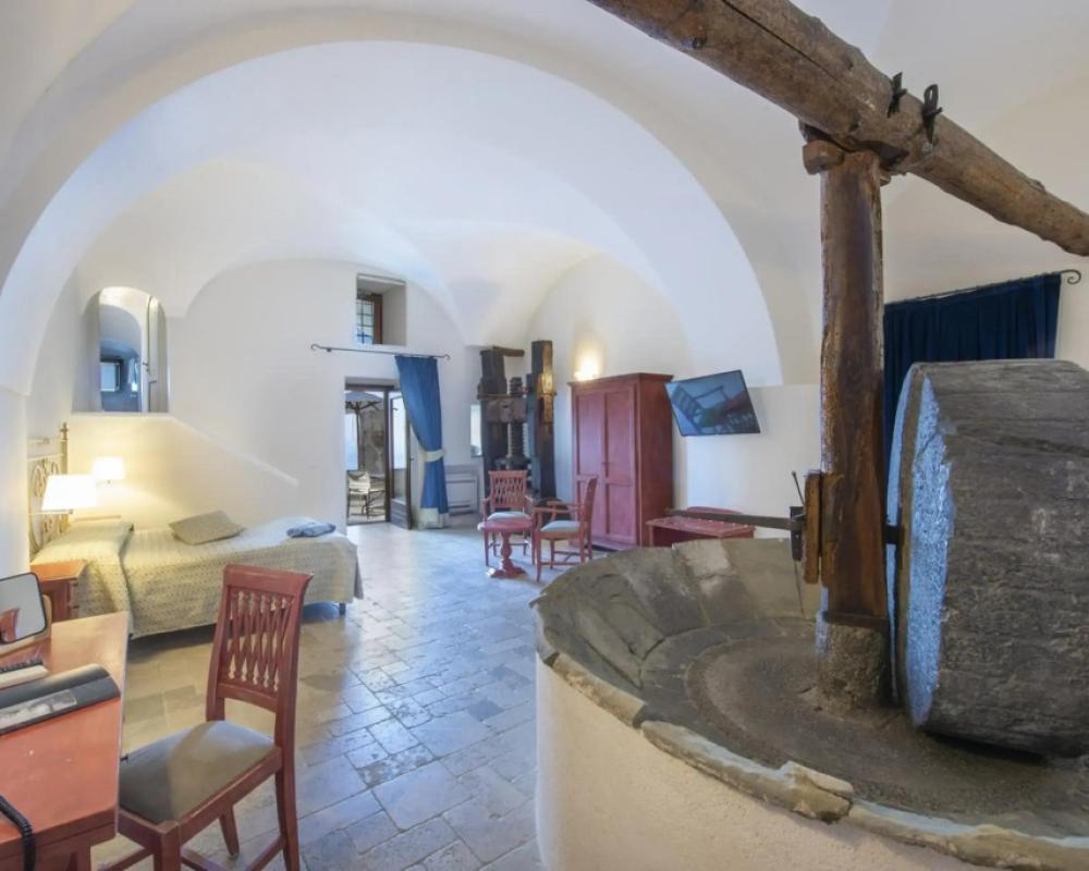 Villa il Frantoio and Lilmar