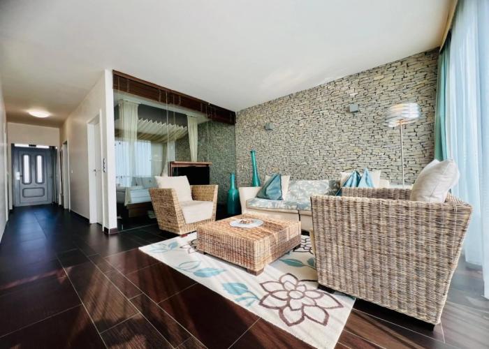 Echo Residence All Suite Hotel