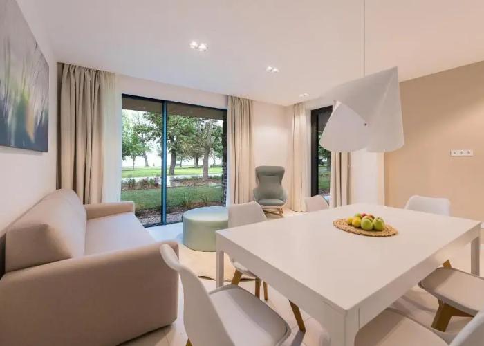 OliverLux Aparthotel